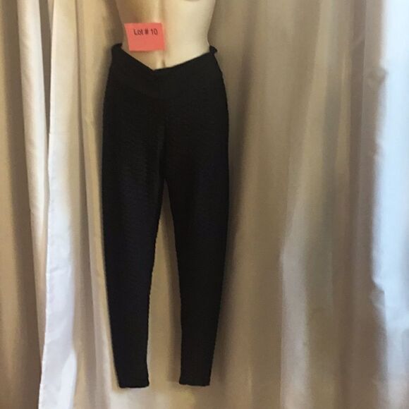 SHEIN NWOT athletic pants in a black waffle pattern in small - Picture 1 of 10